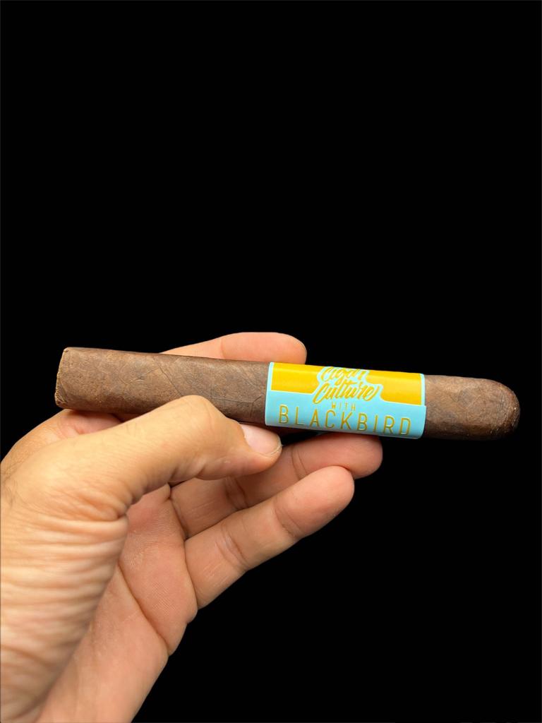 The Cigar Culture & Blackbird – Hawk (6×54)